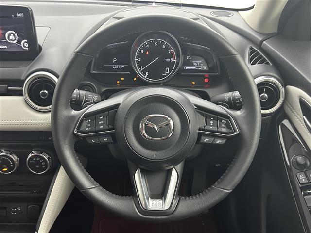 ＭＡＺＤＡ２ １５Ｓ　１００周年特別記念車　純正ナビ　Ｂｌｕｅｔｏｏｔｈ　スマホ連携　ＣＤ　ＤＶＤ　フルセグＴＶ　全周囲カメラ　社外ドライブレコーダー　衝突軽減ブレーキ　レーダークルーズコントロール　ＬＥＤオートヘッドライト　ＥＴＣ（13枚目）