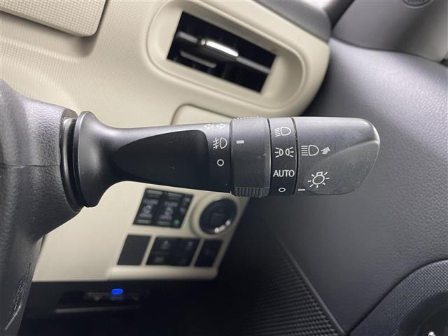ムーヴキャンバス Ｘブラックインテリアリミテッド　ＳＡＩＩＩ　ＳＤナビ　衝突軽減ブレーキ　両側電動スライドドア　全周囲カメラ　ＥＴＣ　ドライブレコーダー　フルセグ　Ｂｌｕｅｔｏｏｔｈ　オートハイビーム　プッシュスタート　レーンキープアシスト　純正フロアマット（12枚目）