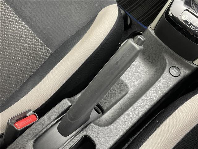 ノート ｅ－パワー　Ｘ　純正ナビ　全方位カメラ　デジタルインナーミラー　コーナーセンサー　純正１５インチアルミ　オートハイビーム　プッシュスタート　フルセグＴＶ　Ｂｌｕｅｔｏｏｔｈ　ＥＴＣ　エマージェンシーブレーキ（24枚目）