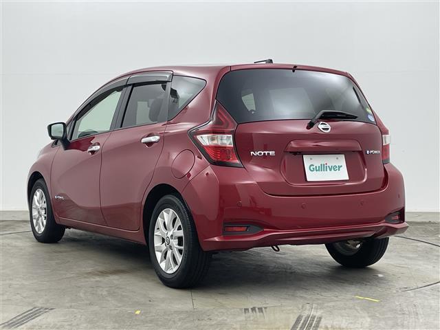 ノート ｅ－パワー　Ｘ　純正ナビ　全方位カメラ　デジタルインナーミラー　コーナーセンサー　純正１５インチアルミ　オートハイビーム　プッシュスタート　フルセグＴＶ　Ｂｌｕｅｔｏｏｔｈ　ＥＴＣ　エマージェンシーブレーキ（53枚目）