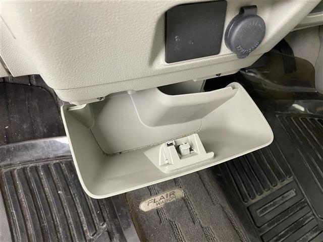 フレアワゴン ＸＳ　ナビ　衝突軽減ブレーキシステム　スマートキー　片側パワースライドドア　ビルトインＥＴＣ　フルセグＴＶ　Ｂｌｕｅｔｏｏｔｈ　アイドリングストップ　プッシュスタート　ＵＳＢ接続　フロアマット　スペアキー（42枚目）