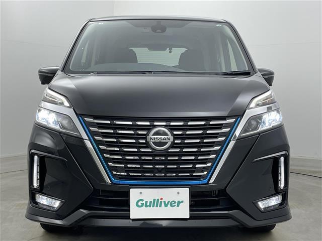 セレナ ｅ－パワー　ハイウェイスターＶ　純正１０インチナビ　アラウンドビューモニター　パーキングアシスト　プロパイロット　ビルトインＥＴＣ　ドライブレコーダー　衝突軽減ブレーキ　コーナーセンサー　社外レーダー　ＢＳＭ　両側パワースライドドア（17枚目）