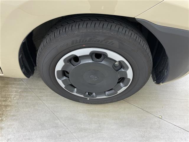 シエンタ ハイブリッドＺ　純正１０．５インチディスプレイオーディオ　純正１２．１インチフリップダウンモニター　１００Ｖ充電　ブラインドスポットモニター　両側パワースライドドア　ビルトインＥＴＣ　アダプティブクルーズコントロール（15枚目）
