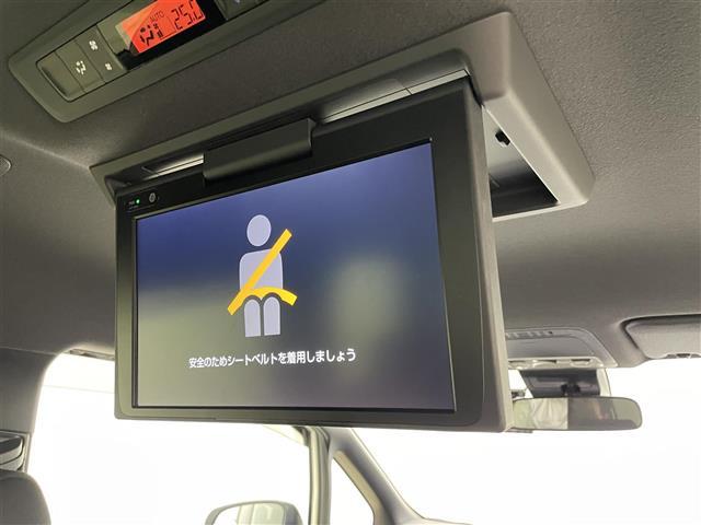ヴォクシー ＺＳ　煌ＩＩ　純正９インチナビ　フリップダウンモニター　両側電動スライドドア　ＬＥＤヘッドライト　ＥＴＣ　バックカメラ　クルーズコントロール　コーナーセンサー　オートハイビーム　Ｂｌｕｅｔｏｏｔｈ　フルセグＴＶ（2枚目）