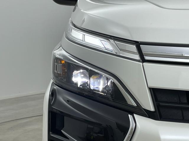 ヴォクシー ＺＳ　煌ＩＩ　純正９インチナビ　フリップダウンモニター　両側電動スライドドア　ＬＥＤヘッドライト　ＥＴＣ　バックカメラ　クルーズコントロール　コーナーセンサー　オートハイビーム　Ｂｌｕｅｔｏｏｔｈ　フルセグＴＶ（62枚目）