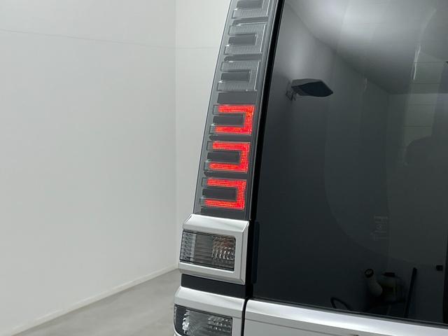 ヴォクシー ＺＳ　煌ＩＩ　純正９インチナビ　フリップダウンモニター　両側電動スライドドア　ＬＥＤヘッドライト　ＥＴＣ　バックカメラ　クルーズコントロール　コーナーセンサー　オートハイビーム　Ｂｌｕｅｔｏｏｔｈ　フルセグＴＶ（72枚目）