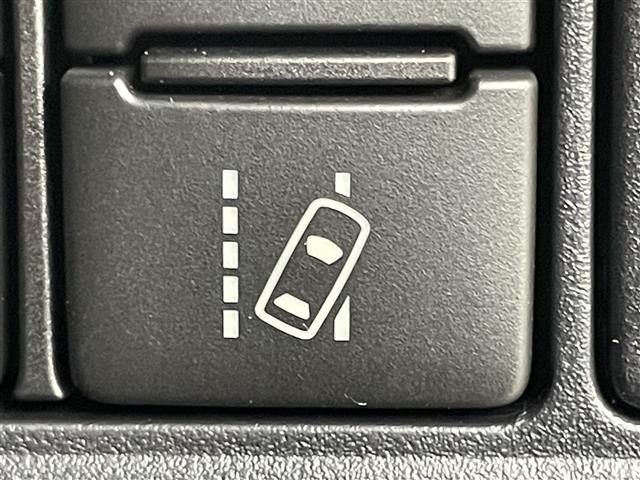 ノア Ｓｉ　ダブルバイビーＩＩ　純正９インチナビ　純正１２．１インチ後席モニター　モデリスタエアロ　両側パワスラ　バックカメラ　ハーフレザーシート　コーナーセンサー　ドラレコ　純正アルミ　ＬＥＤヘッドライト　オートライト　ＥＴＣ（28枚目）