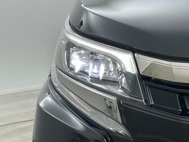 ノア Ｓｉ　ダブルバイビーＩＩ　純正９インチナビ　純正１２．１インチ後席モニター　モデリスタエアロ　両側パワスラ　バックカメラ　ハーフレザーシート　コーナーセンサー　ドラレコ　純正アルミ　ＬＥＤヘッドライト　オートライト　ＥＴＣ（62枚目）