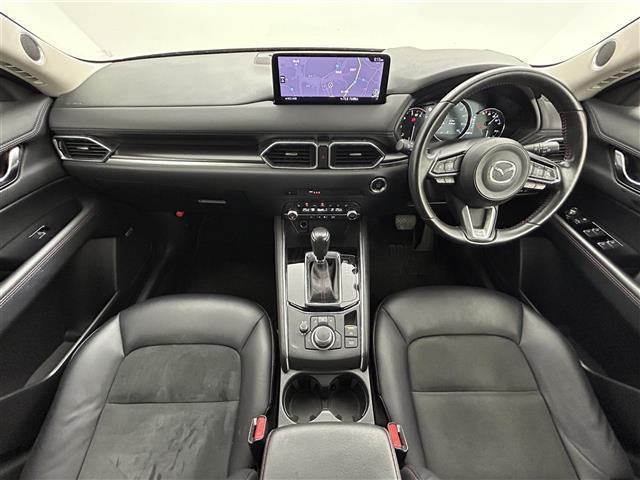 ＣＸ－５ ＸＤ　ブラックトーンエディション　サンルーフ　ＢＯＳＥサウンド　３６０度ビューモニター　シートヒーター　純正ナビ　ＥＴＣ　レーダークルーズコントロール　ＢＳＭ　ヘッドアップディスプレイ　ハーフレザーシート　パワーバックドア　ＬＥＤ（12枚目）