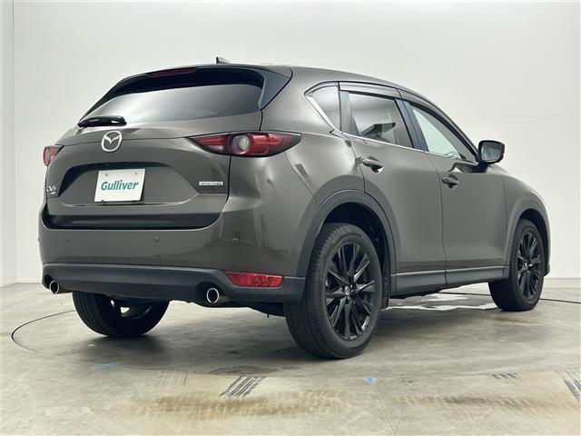 ＣＸ－５ ＸＤ　ブラックトーンエディション　サンルーフ　ＢＯＳＥサウンド　３６０度ビューモニター　シートヒーター　純正ナビ　ＥＴＣ　レーダークルーズコントロール　ＢＳＭ　ヘッドアップディスプレイ　ハーフレザーシート　パワーバックドア　ＬＥＤ（20枚目）