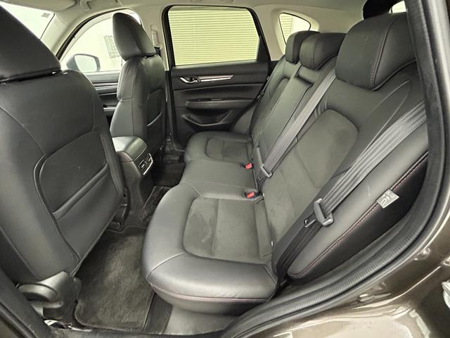 ＣＸ－５ ＸＤ　ブラックトーンエディション　サンルーフ　ＢＯＳＥサウンド　３６０度ビューモニター　シートヒーター　純正ナビ　ＥＴＣ　レーダークルーズコントロール　ＢＳＭ　ヘッドアップディスプレイ　ハーフレザーシート　パワーバックドア　ＬＥＤ（58枚目）