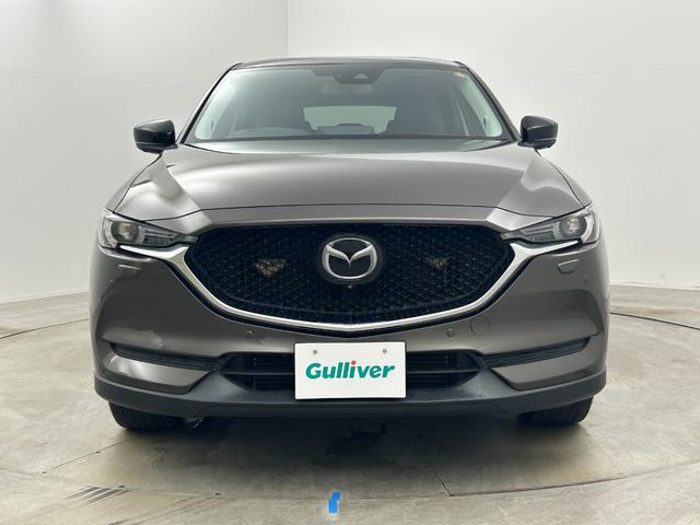 ＣＸ－５ ＸＤ　ブラックトーンエディション　サンルーフ　ＢＯＳＥサウンド　３６０度ビューモニター　シートヒーター　純正ナビ　ＥＴＣ　レーダークルーズコントロール　ＢＳＭ　ヘッドアップディスプレイ　ハーフレザーシート　パワーバックドア　ＬＥＤ（63枚目）