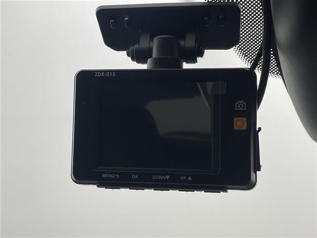 ＣＸ－３ ＸＤ　ツーリング　純正ナビ　バックカメラ　衝突軽減ブレーキ　クルーズコントロール　前後ドライブレコーダー　ビルトインＥＴＣ　ＬＥＤヘッドライト　オートライト　ＢＳＭ　合皮シート　ＤＶＤ再生　地デジフルセグ　パドルシフト（6枚目）