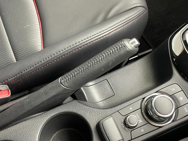 ＣＸ－３ ＸＤ　ツーリング　純正ナビ　バックカメラ　衝突軽減ブレーキ　クルーズコントロール　前後ドライブレコーダー　ビルトインＥＴＣ　ＬＥＤヘッドライト　オートライト　ＢＳＭ　合皮シート　ＤＶＤ再生　地デジフルセグ　パドルシフト（42枚目）
