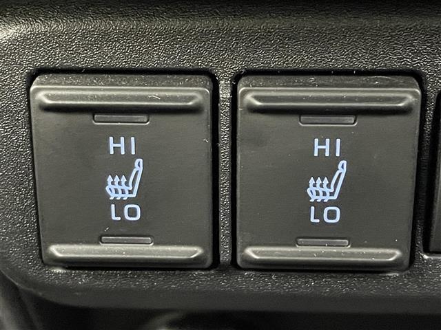 シエンタ ハイブリッドＺ　純正１０．５インチナビ　バックカメラ　シートヒーター　ビルトインＥＴＣ　ステアリングヒーター　ブラインドスポットモニター　両側パワースライドドア　レーダークルーズコントロール　ＬＥＤライト　ドラレコ（4枚目）