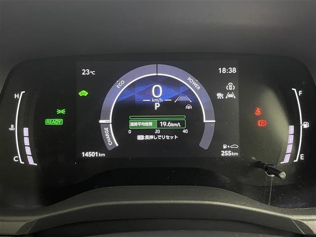 シエンタ ハイブリッドＺ　純正１０．５インチナビ　バックカメラ　シートヒーター　ビルトインＥＴＣ　ステアリングヒーター　ブラインドスポットモニター　両側パワースライドドア　レーダークルーズコントロール　ＬＥＤライト　ドラレコ（6枚目）