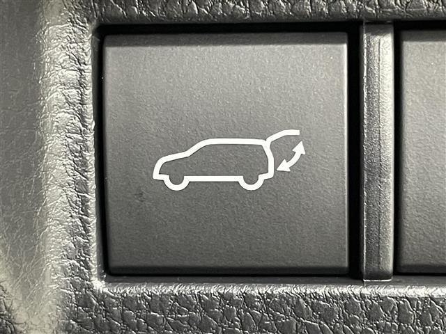 ハリアー Ｚ　レザーパッケージ　パノラミックビューモニター　ＪＢＬサウンド　メーカーナビ　セーフティセンス　レーダークルーズコントロール　ビルトインＥＴＣ２．０　ヘッドアップディスプレイ　ブラインドスポットモニター　ＬＥＤライト（26枚目）