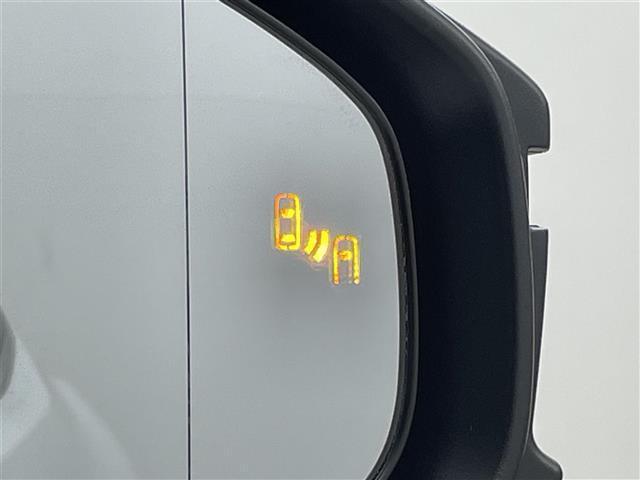 プリウス Ｚ　モデリスタエアロ　ガラスルーフ　純正１２．３インチナビ　パノラミックビューモニター　ＥＴＣ２．０　セーフティセンス　レーダークルーズコントロール　シートヒーター　ベンチレーション　パーキングアシスト（25枚目）
