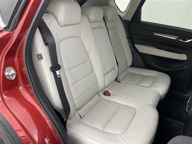 ＣＸ－５ ＸＤ　Ｌパッケージ　純正エアロ　ＢＯＳＥサウンド　純正ナビ　シートヒーター　レーダークルーズコントロール　バックカメラ　パワーシート　ステアリングヒーター　オートブレーキホールド　衝突軽減ブレーキ　ドライブレコーダー（9枚目）