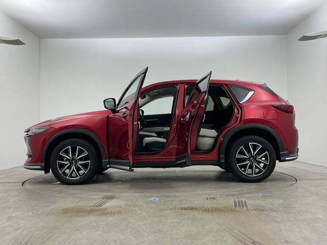 ＣＸ－５ ＸＤ　Ｌパッケージ　純正エアロ　ＢＯＳＥサウンド　純正ナビ　シートヒーター　レーダークルーズコントロール　バックカメラ　パワーシート　ステアリングヒーター　オートブレーキホールド　衝突軽減ブレーキ　ドライブレコーダー（70枚目）