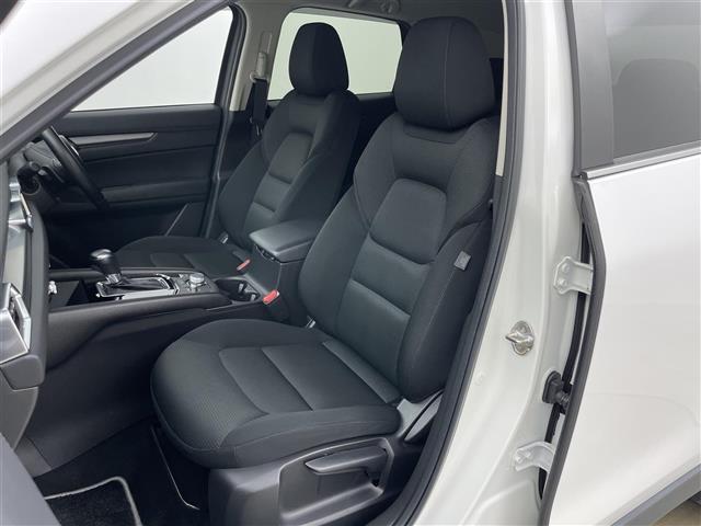 ＣＸ－５ 　純正１０．２５インチナビ　全方位カメラ　シートヒーター　パワーシート　ステアリングヒーター　レーダークルーズコントロール　電動リアゲート　ＥＴＣ　アイドリングストップ　ブラインドスポットモニター（11枚目）