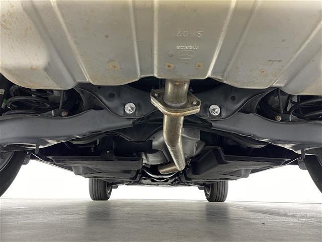 ＣＸ－５ 　純正１０．２５インチナビ　全方位カメラ　シートヒーター　パワーシート　ステアリングヒーター　レーダークルーズコントロール　電動リアゲート　ＥＴＣ　アイドリングストップ　ブラインドスポットモニター（23枚目）