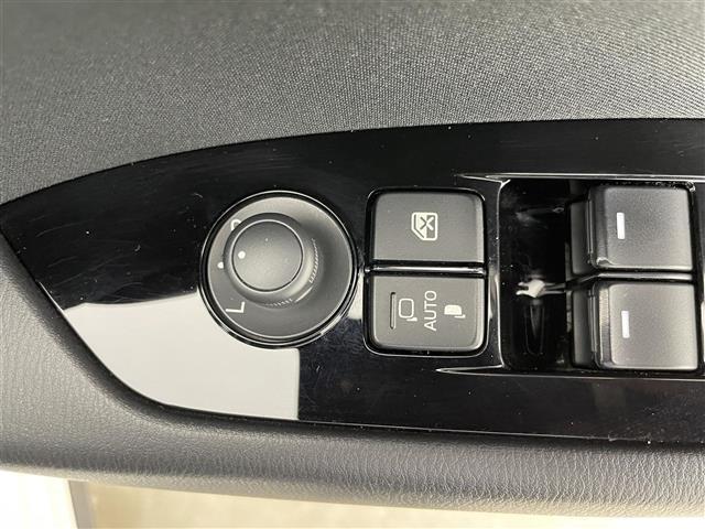 ＣＸ－５ 　純正１０．２５インチナビ　全方位カメラ　シートヒーター　パワーシート　ステアリングヒーター　レーダークルーズコントロール　電動リアゲート　ＥＴＣ　アイドリングストップ　ブラインドスポットモニター（31枚目）
