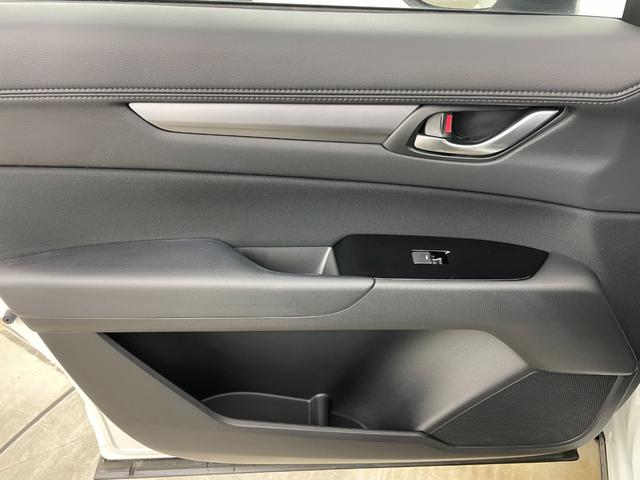 ＣＸ－５ 　純正１０．２５インチナビ　全方位カメラ　シートヒーター　パワーシート　ステアリングヒーター　レーダークルーズコントロール　電動リアゲート　ＥＴＣ　アイドリングストップ　ブラインドスポットモニター（49枚目）