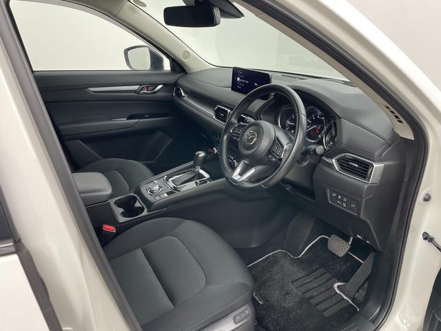 ＣＸ－５ 　純正１０．２５インチナビ　全方位カメラ　シートヒーター　パワーシート　ステアリングヒーター　レーダークルーズコントロール　電動リアゲート　ＥＴＣ　アイドリングストップ　ブラインドスポットモニター（51枚目）