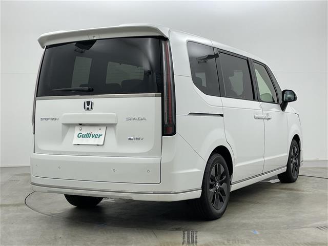 ステップワゴン ｅ：ＨＥＶスパーダ　登録済未使用車　純正１１．４インチナビ　１５．６インチ後席モニター　ハーフレザーシート　シートヒーター　パワーバックドア　ホンダセンシング　衝突軽減ブレーキ　両側パワースライドドア　２列目オットマン（20枚目）