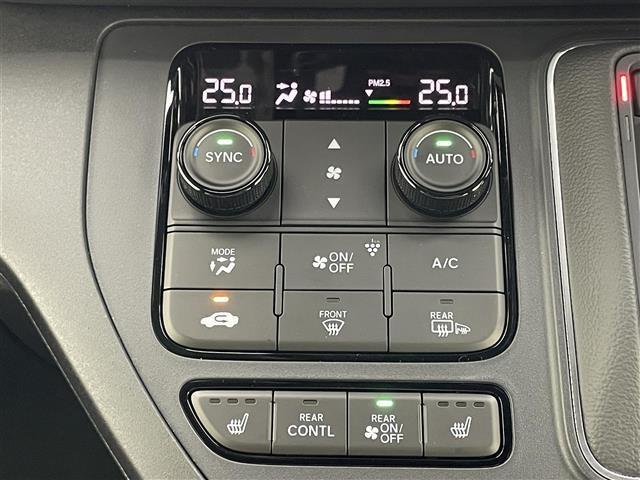 ステップワゴン ｅ：ＨＥＶスパーダ　登録済未使用車　純正１１．４インチナビ　１５．６インチ後席モニター　ハーフレザーシート　シートヒーター　パワーバックドア　ホンダセンシング　衝突軽減ブレーキ　両側パワースライドドア　２列目オットマン（31枚目）