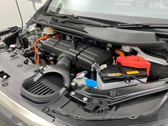 ステップワゴン ｅ：ＨＥＶスパーダ　登録済未使用車　純正１１．４インチナビ　１５．６インチ後席モニター　ハーフレザーシート　シートヒーター　パワーバックドア　ホンダセンシング　衝突軽減ブレーキ　両側パワースライドドア　２列目オットマン（75枚目）
