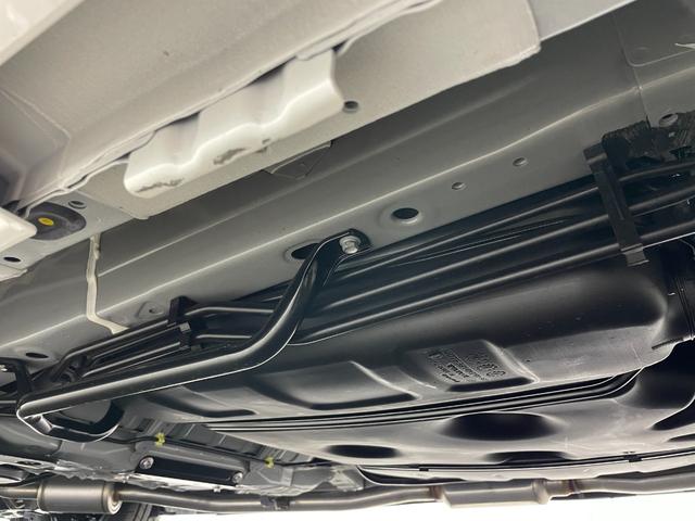ステップワゴン ｅ：ＨＥＶスパーダ　登録済未使用車　純正１１．４インチナビ　１５．６インチ後席モニター　ハーフレザーシート　シートヒーター　パワーバックドア　ホンダセンシング　衝突軽減ブレーキ　両側パワースライドドア　２列目オットマン（78枚目）