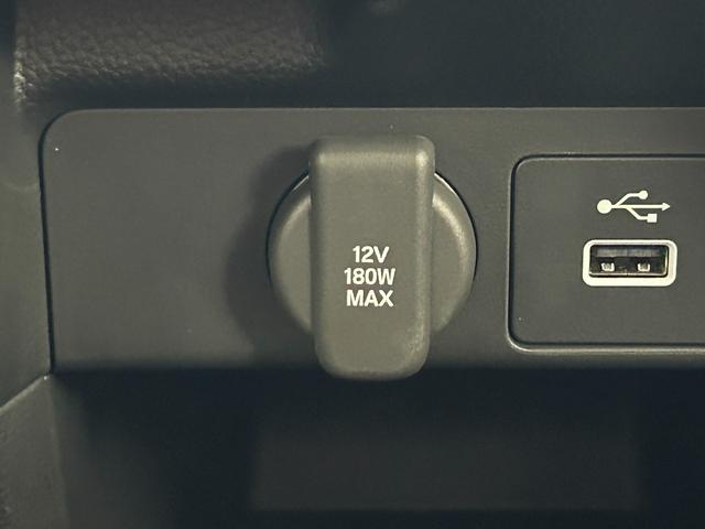 ステップワゴン ｅ：ＨＥＶスパーダ　プレミアムライン　純正１１インチナビ　純正フリップダウンモニター　全方位カメラ　両側パワースライドドア　ＢＳＭ　レーダークルーズコントロール　シートヒーター　ビルトインＥＴＣ２．０　パドルシフト　地デジフルセグＴＶ（45枚目）
