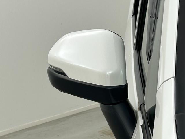 ステップワゴン ｅ：ＨＥＶスパーダ　プレミアムライン　純正１１インチナビ　純正フリップダウンモニター　全方位カメラ　両側パワースライドドア　ＢＳＭ　レーダークルーズコントロール　シートヒーター　ビルトインＥＴＣ２．０　パドルシフト　地デジフルセグＴＶ（58枚目）
