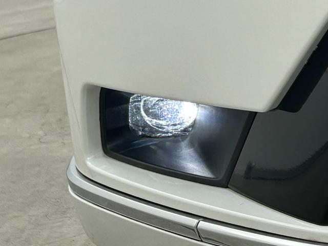 ステップワゴン ｅ：ＨＥＶスパーダ　プレミアムライン　純正１１インチナビ　純正フリップダウンモニター　全方位カメラ　両側パワースライドドア　ＢＳＭ　レーダークルーズコントロール　シートヒーター　ビルトインＥＴＣ２．０　パドルシフト　地デジフルセグＴＶ（63枚目）
