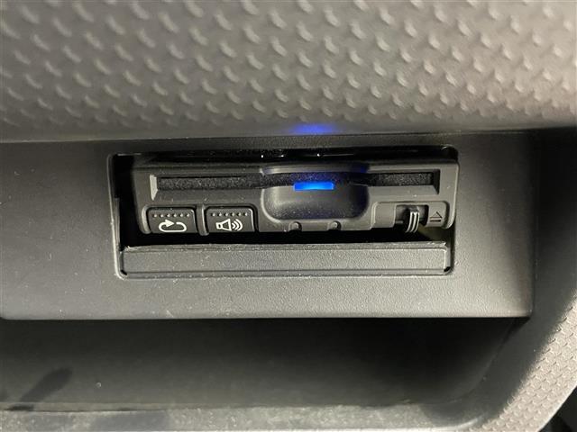 ハスラー Ｇ　社外７インチメモリナビ　バックカメラ　ＥＴＣ　衝突軽減ブレーキシステム　横滑り防止装置　純正１５インチ　アルミホイール　社外フロアマット　アイドリングストップ　プッシュスタート　スマートキー×１（9枚目）