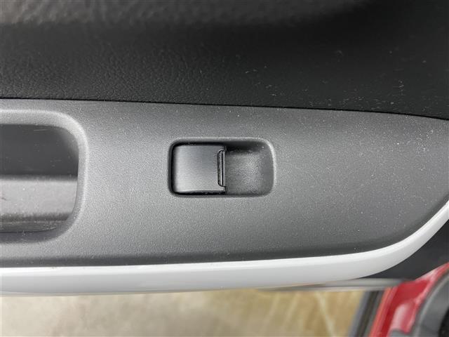 ハスラー Ｇ　社外７インチメモリナビ　バックカメラ　ＥＴＣ　衝突軽減ブレーキシステム　横滑り防止装置　純正１５インチ　アルミホイール　社外フロアマット　アイドリングストップ　プッシュスタート　スマートキー×１（16枚目）