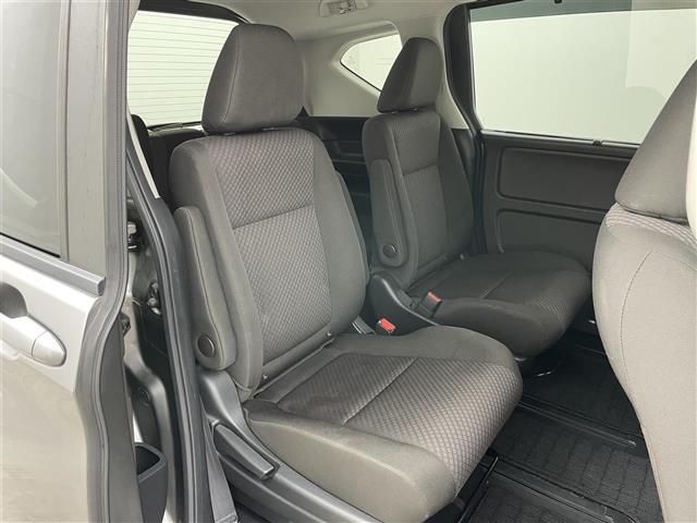 フリード G・ホンダセンシング フリップダウンモニター 純正9インチナビ シートヒーター バックカメラ レーダークルーズコントロール 両側パワースライドドア 衝突軽減ブレーキ フルセグTV Bluetooth ビルトインETC(9枚目)