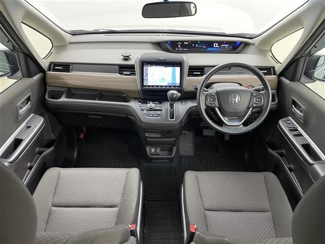 フリード G・ホンダセンシング フリップダウンモニター 純正9インチナビ シートヒーター バックカメラ レーダークルーズコントロール 両側パワースライドドア 衝突軽減ブレーキ フルセグTV Bluetooth ビルトインETC(12枚目)