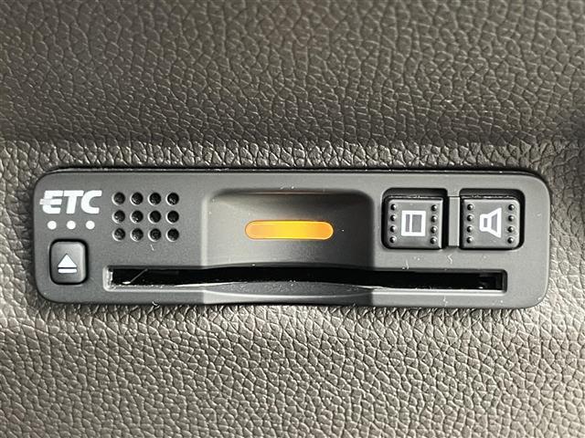 フリード G・ホンダセンシング フリップダウンモニター 純正9インチナビ シートヒーター バックカメラ レーダークルーズコントロール 両側パワースライドドア 衝突軽減ブレーキ フルセグTV Bluetooth ビルトインETC(33枚目)