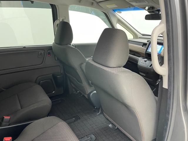 フリード G・ホンダセンシング フリップダウンモニター 純正9インチナビ シートヒーター バックカメラ レーダークルーズコントロール 両側パワースライドドア 衝突軽減ブレーキ フルセグTV Bluetooth ビルトインETC(53枚目)