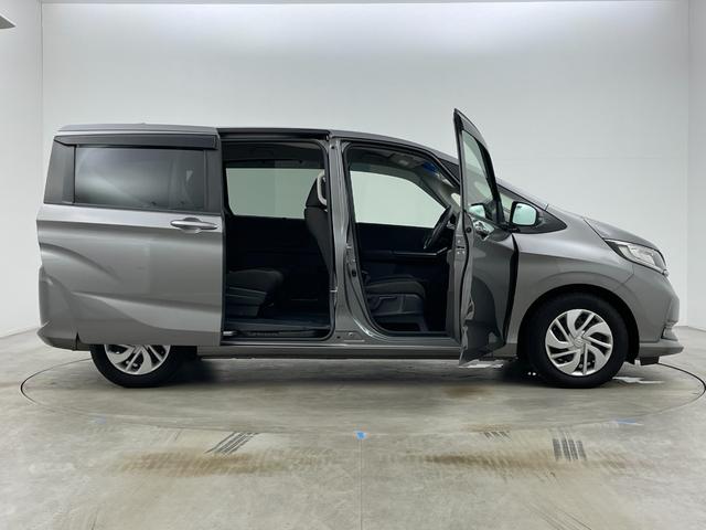 フリード G・ホンダセンシング フリップダウンモニター 純正9インチナビ シートヒーター バックカメラ レーダークルーズコントロール 両側パワースライドドア 衝突軽減ブレーキ フルセグTV Bluetooth ビルトインETC(68枚目)