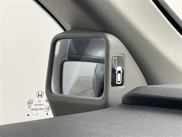 ステップワゴンスパーダ スパーダ ホンダセンシング 純正9インチナビ バックカメラ 両側パワスラ パドルシフト アイドリングストップ レーダークルーズコントロール レーンキープ 純正フロアマット LEDヘッドライト オートライト ステリモ(7枚目)