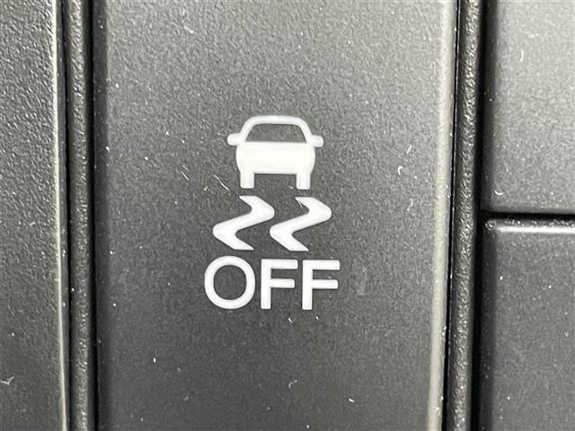 ステップワゴンスパーダ スパーダ ホンダセンシング 純正9インチナビ バックカメラ 両側パワスラ パドルシフト アイドリングストップ レーダークルーズコントロール レーンキープ 純正フロアマット LEDヘッドライト オートライト ステリモ(24枚目)