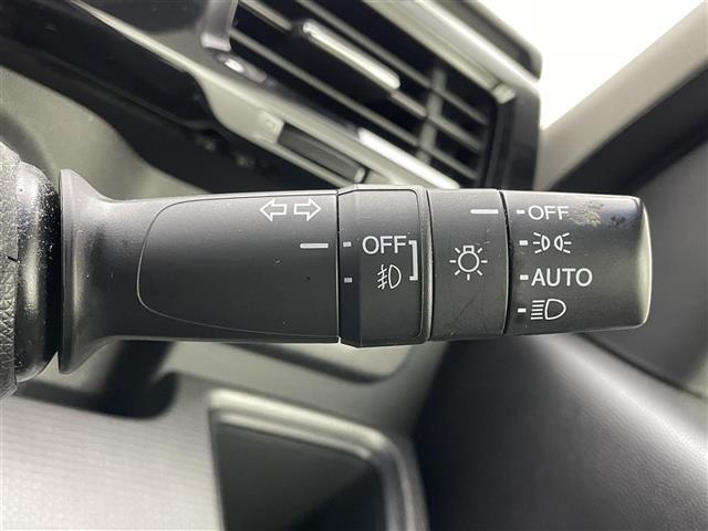 ステップワゴンスパーダ スパーダ ホンダセンシング 純正9インチナビ バックカメラ 両側パワスラ パドルシフト アイドリングストップ レーダークルーズコントロール レーンキープ 純正フロアマット LEDヘッドライト オートライト ステリモ(39枚目)