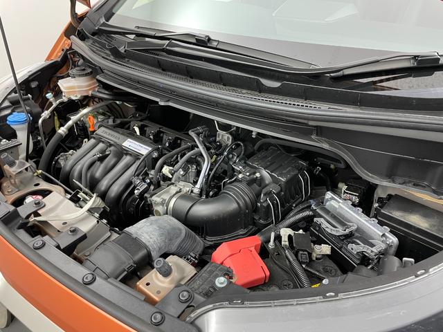 フリードハイブリッド ハイブリッド・クロスターホンダセンシング　純正９インチナビ　バックカメラ　両側パワースライドドア　レーダークルーズコントロール　ビルトインＥＴＣ　ドライブレコーダー　シートヒーター　ハーフレザーシート　ＬＥＤヘッドライト　プッシュスタート（75枚目）