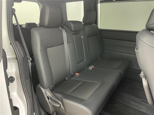 ステップワゴン e:HEVスパーダ 純正11.4型ナビ バックカメラ 10.1インチフリップダウンモニター パワーバックドア ホンダセンシング 前後ドライブレコーダー ビルトインETC パドルシフト LEDヘッドライト フォグライト(9枚目)