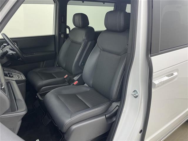 ステップワゴン e:HEVスパーダ 純正11.4型ナビ バックカメラ 10.1インチフリップダウンモニター パワーバックドア ホンダセンシング 前後ドライブレコーダー ビルトインETC パドルシフト LEDヘッドライト フォグライト(11枚目)