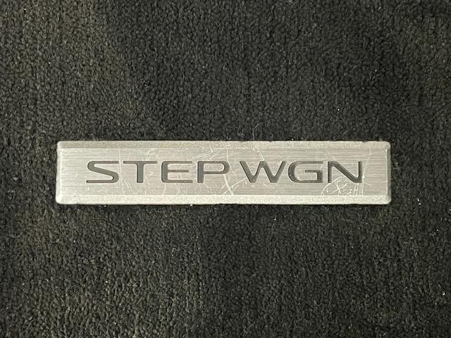 ステップワゴン e:HEVスパーダ 純正11.4型ナビ バックカメラ 10.1インチフリップダウンモニター パワーバックドア ホンダセンシング 前後ドライブレコーダー ビルトインETC パドルシフト LEDヘッドライト フォグライト(44枚目)